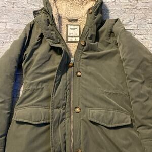 Small Abercrombie & Fitch coat